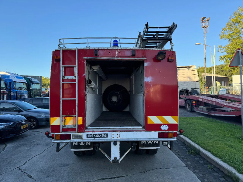 MAN 13 4X2 FIRE TRUCK - Autospeciala de stins incendii: Foto 5 MAN 13 4X2 FIRE TRUCK - Autospeciala de stins incendii: Foto 5