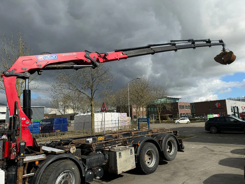 MAN TGA 35.440 8X2 - EURO 4 + HMF 2620K-RC 2018! + REMOTE + HYDRAUTO CABLE LIFT + LIFTING AXLE - Camion cu macara: Foto 5 MAN TGA 35.440 8X2 - EURO 4 + HMF 2620K-RC 2018! + REMOTE + HYDRAUTO CABLE LIFT + LIFTING AXLE - Camion cu macara: Foto 5