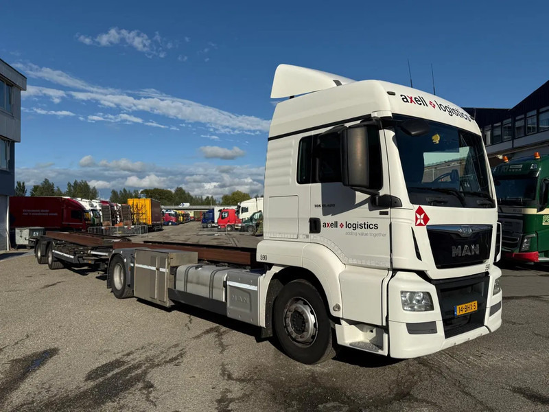 MAN TGS 18.420 EURO 6 + KRONE 2 AXLE + 2x DHOLLANDIA LIFT - Camion transport containere/ Swap body: Foto 3 MAN TGS 18.420 EURO 6 + KRONE 2 AXLE + 2x DHOLLANDIA LIFT - Camion transport containere/ Swap body: Foto 3
