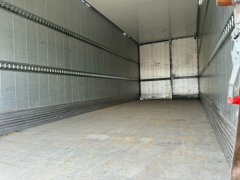 Remorcă furgon MTDK 2 AS - BPW + BOX 7,35 METER + CARGOLIFT ZEPRO: Foto 6 Remorcă furgon MTDK 2 AS - BPW + BOX 7,35 METER + CARGOLIFT ZEPRO: Foto 6
