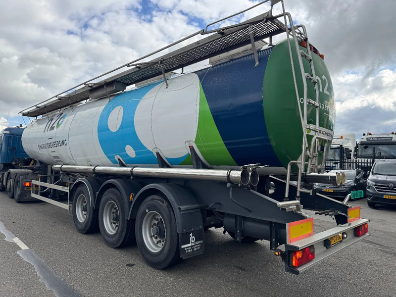 Magyar SR 3 MEB - 3 AXLE BPW + 5 COMP. + TÜV 03-2026 - Semiremorcă cisternă: Foto 4 Magyar SR 3 MEB - 3 AXLE BPW + 5 COMP. + TÜV 03-2026 - Semiremorcă cisternă: Foto 4