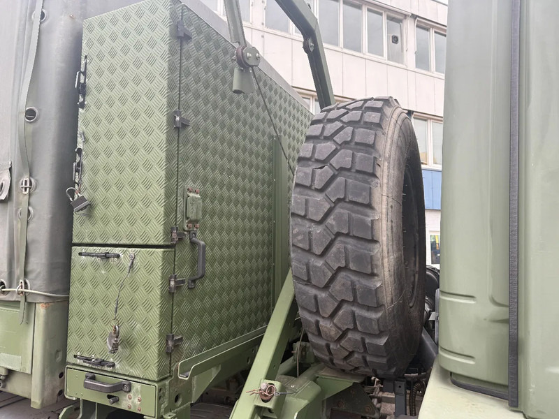 Mercedes-Benz ATEGO 1018 A 4X4 ONLY 63965 KM - Camion cu prelată: Foto 4 Mercedes-Benz ATEGO 1018 A 4X4 ONLY 63965 KM - Camion cu prelată: Foto 4