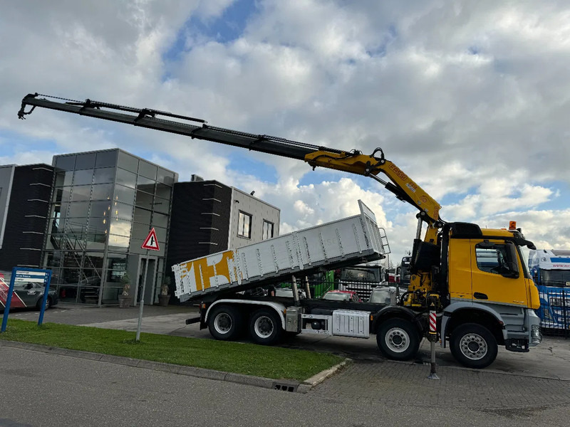 Mercedes-Benz Arocs 4448 8X4 + EURO 6 + FASSI F315 + REMOTE + KIPPER + STEERING AXLE - Camion basculantă, Camion cu macara: Foto 3 Mercedes-Benz Arocs 4448 8X4 + EURO 6 + FASSI F315 + REMOTE + KIPPER + STEERING AXLE - Camion basculantă, Camion cu macara: Foto 3