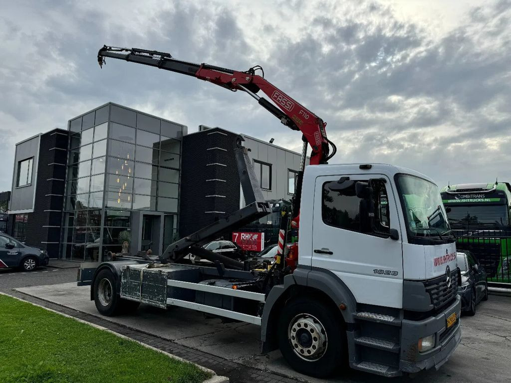 Mercedes-Benz Atego 1923 + 2011 FASSI F110 + 2011 VDS HOOKLIFT - Camion cu macara, Camion cu cârlig: Foto 1 Mercedes-Benz Atego 1923 + 2011 FASSI F110 + 2011 VDS HOOKLIFT - Camion cu macara, Camion cu cârlig: Foto 1