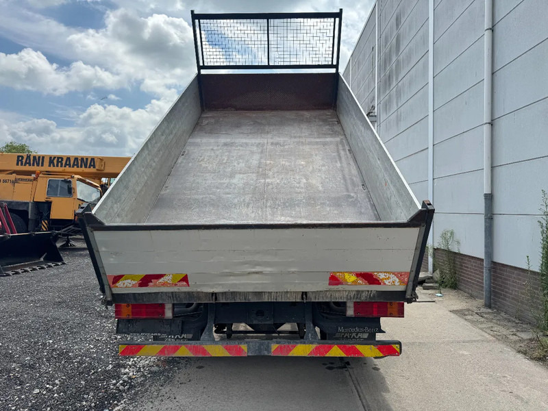 Mercedes-Benz Atego 815 4X2 3 WAY KIPPER FULL STEEL MANUAL GEAR - Camion basculantă: Foto 4 Mercedes-Benz Atego 815 4X2 3 WAY KIPPER FULL STEEL MANUAL GEAR - Camion basculantă: Foto 4