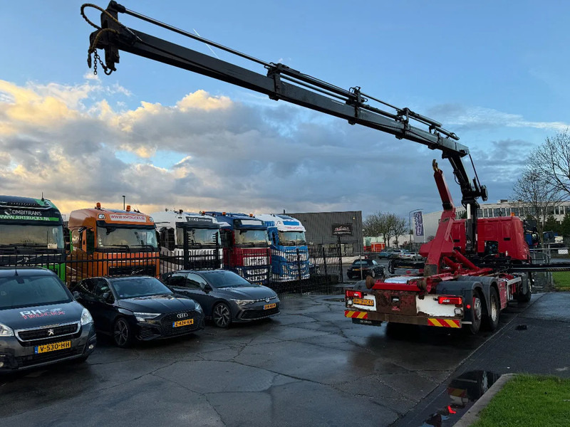 Scania P320 6X2 - EURO 6 + HIAB XS 144 HIPRO + REMOTE + HIAB HOOK + RETARDER - Camion cu macara: Foto 4 Scania P320 6X2 - EURO 6 + HIAB XS 144 HIPRO + REMOTE + HIAB HOOK + RETARDER - Camion cu macara: Foto 4