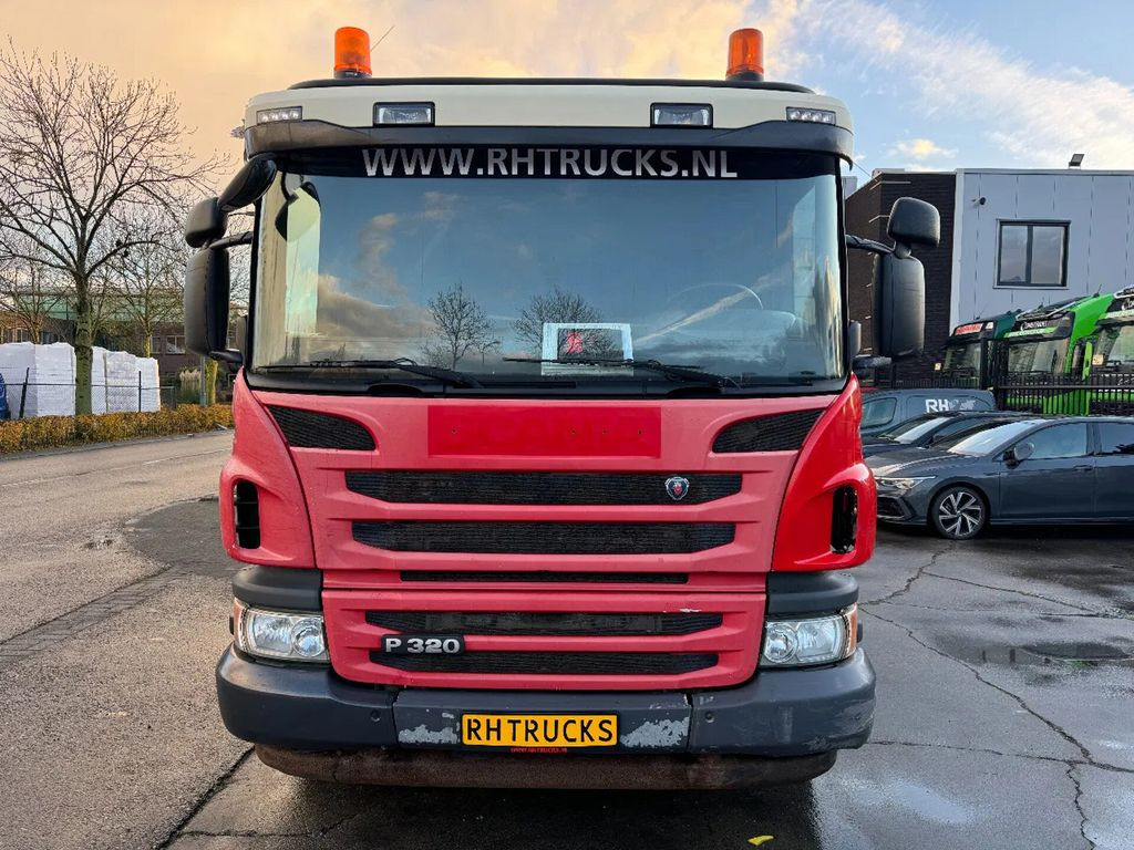 Scania P320 6X2 - EURO 6 + HIAB XS 144 HIPRO + REMOTE + - Camion cu cârlig, Camion cu macara: Foto 2 Scania P320 6X2 - EURO 6 + HIAB XS 144 HIPRO + REMOTE + - Camion cu cârlig, Camion cu macara: Foto 2