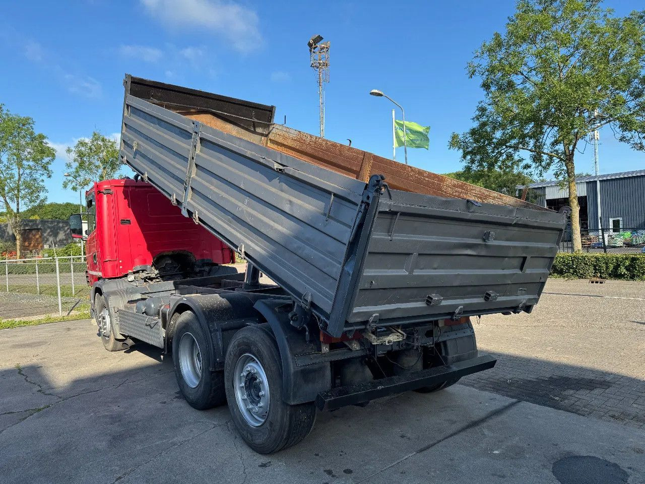 Scania R124-470 6X2 KIPPER EURO 3 - Camion basculantă: Foto 4 Scania R124-470 6X2 KIPPER EURO 3 - Camion basculantă: Foto 4