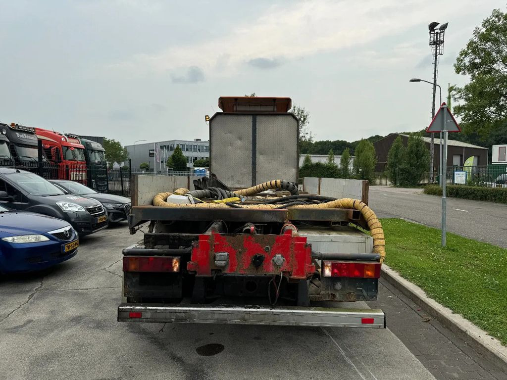 Scania R143-500 V8 6X4 + MANUAL GEARBOX - Camion platformă: Foto 5 Scania R143-500 V8 6X4 + MANUAL GEARBOX - Camion platformă: Foto 5