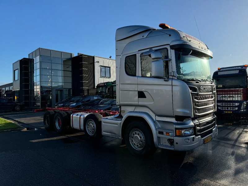 Scania R730 V8 8X4 EURO 6 BIG AXLES - Camion şasiu: Foto 1 Scania R730 V8 8X4 EURO 6 BIG AXLES - Camion şasiu: Foto 1