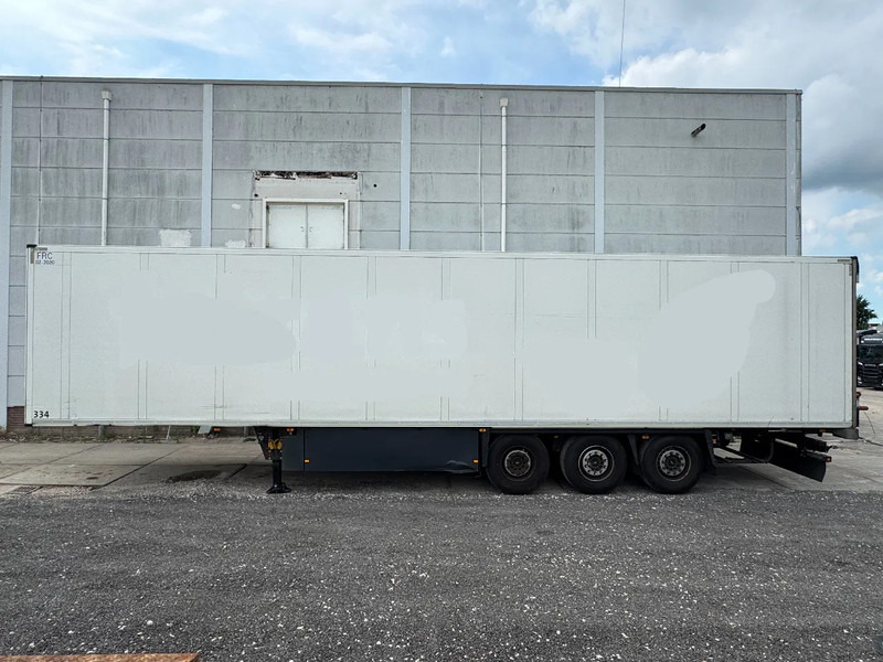 Schmitz Cargobull SCB*S3B THERMO KING SLX300E 3 AXLE - Semiremorcă frigider: Foto 2 Schmitz Cargobull SCB*S3B THERMO KING SLX300E 3 AXLE - Semiremorcă frigider: Foto 2
