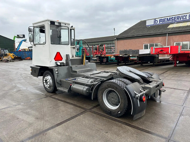 Terberg YT YT17 - Tractor terminal: Foto 3 Terberg YT YT17 - Tractor terminal: Foto 3