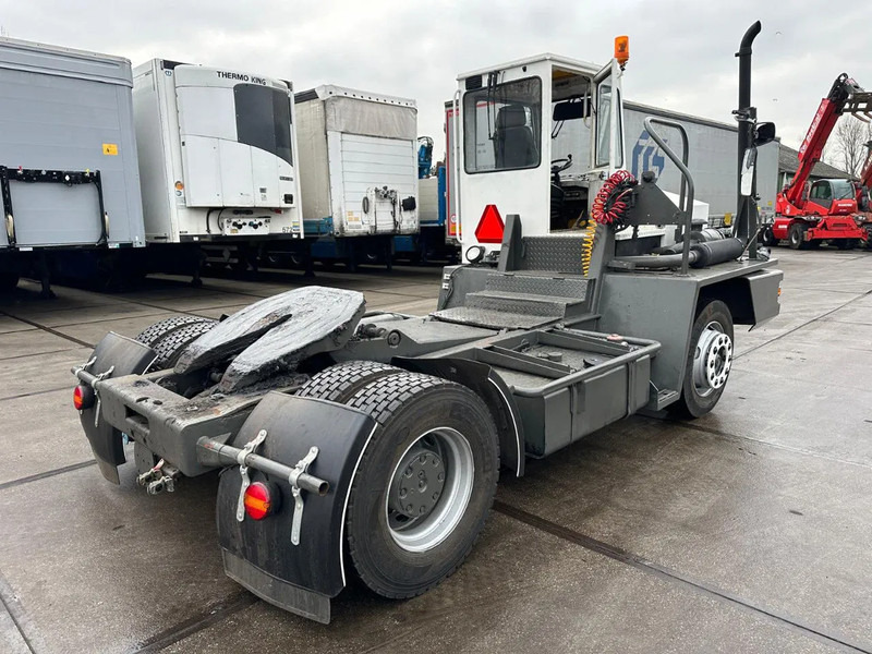 Terberg YT YT17 - Tractor terminal: Foto 5 Terberg YT YT17 - Tractor terminal: Foto 5