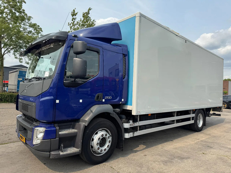 Volvo FL 250 4X2 - EURO 6 + DHOLLANDIA LIFT + TÜV 05-2026 - Camion furgon: Foto 2 Volvo FL 250 4X2 - EURO 6 + DHOLLANDIA LIFT + TÜV 05-2026 - Camion furgon: Foto 2