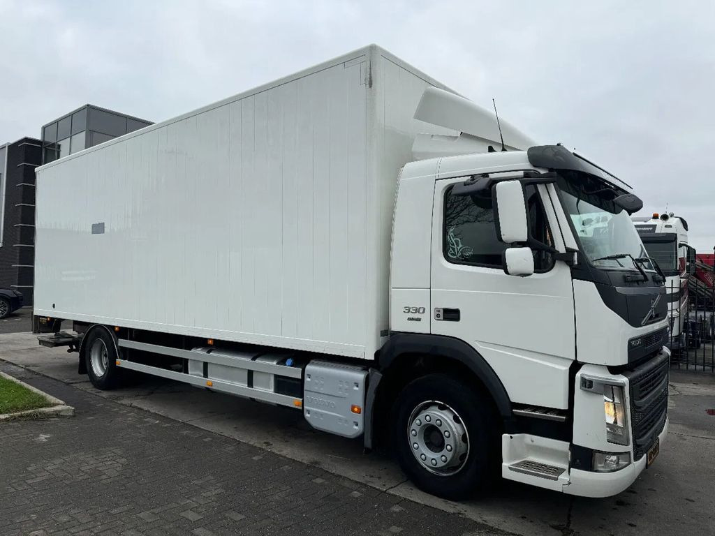 Volvo FM 330 4X2 - EURO 6 + DHOLLANDIA LIFT + ONLY 500 - Camion furgon: Foto 3 Volvo FM 330 4X2 - EURO 6 + DHOLLANDIA LIFT + ONLY 500 - Camion furgon: Foto 3