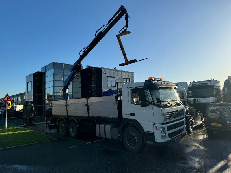 Volvo FM 340 6X2 EFFER 140 2S EURO 3 - Camion cu macara: Foto 1 Volvo FM 340 6X2 EFFER 140 2S EURO 3 - Camion cu macara: Foto 1