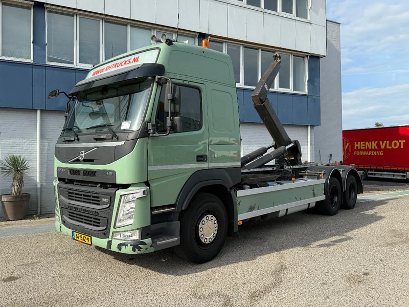 Volvo FM 410 6X2 EURO 6 VDL 21T HOOK - Camion cu cârlig: Foto 2 Volvo FM 410 6X2 EURO 6 VDL 21T HOOK - Camion cu cârlig: Foto 2