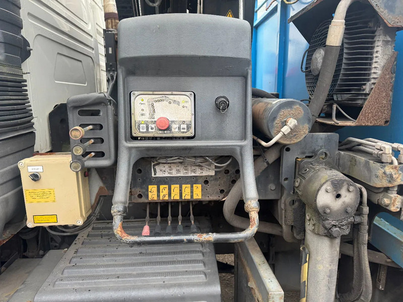 Camion cu macara Volvo FM 9.340 6X2 EURO 5 HIAB 211 EP3 + REMOTE CONTROL: Foto 6 Camion cu macara Volvo FM 9.340 6X2 EURO 5 HIAB 211 EP3 + REMOTE CONTROL: Foto 6