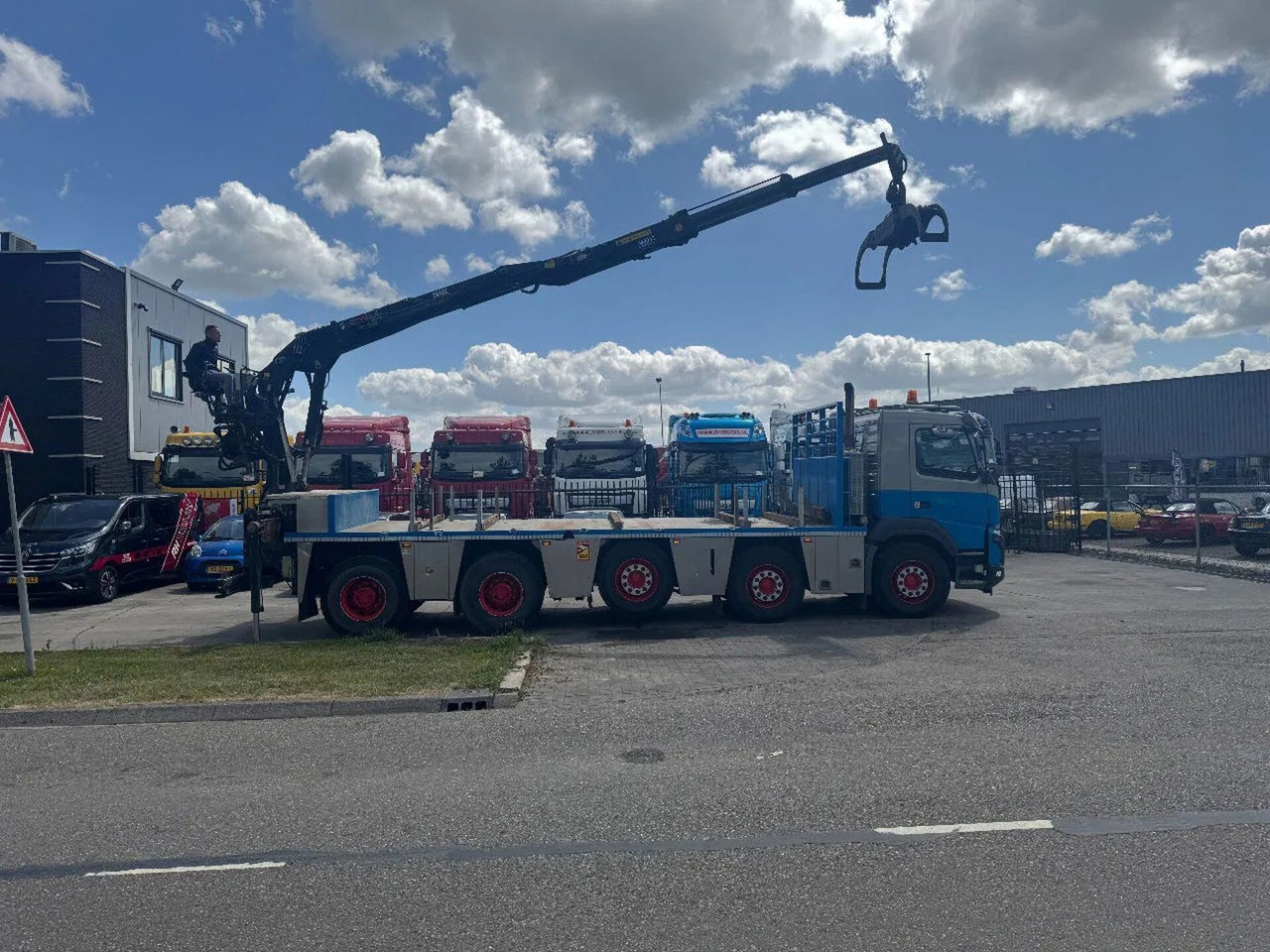 Volvo FMX 460 10X4 HIAB J2640ZT + HULTDINS GRIJPER HUB - Camion cu macara: Foto 4 Volvo FMX 460 10X4 HIAB J2640ZT + HULTDINS GRIJPER HUB - Camion cu macara: Foto 4