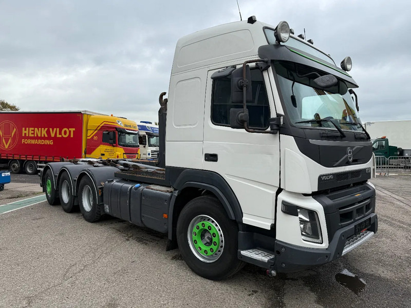 Volvo FMX 500 8x4 HOOKLIFT HIAB XR22SL61, LAST AXLE STEERING - Camion cu cârlig: Foto 3 Volvo FMX 500 8x4 HOOKLIFT HIAB XR22SL61, LAST AXLE STEERING - Camion cu cârlig: Foto 3