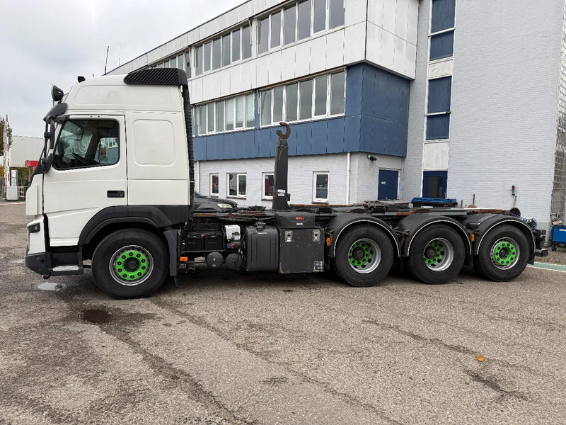 Volvo FMX 500 8x4 HOOKLIFT HIAB XR22SL61, LAST AXLE STEERING - Camion cu cârlig: Foto 4 Volvo FMX 500 8x4 HOOKLIFT HIAB XR22SL61, LAST AXLE STEERING - Camion cu cârlig: Foto 4