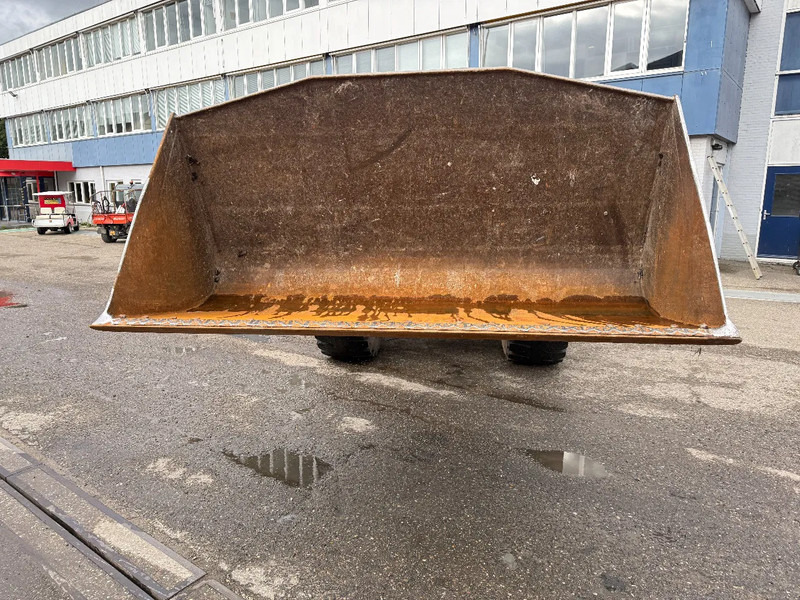 Volvo L120H, CE, 8314 UUR + CDC-STEERING - Încărcător frontal pe pneuri: Foto 4 Volvo L120H, CE, 8314 UUR + CDC-STEERING - Încărcător frontal pe pneuri: Foto 4