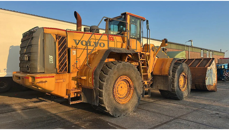 Volvo L350F, CE, 400 CM BUCKET, AUTO LUB, AIRCO - Încărcător frontal pe pneuri: Foto 5 Volvo L350F, CE, 400 CM BUCKET, AUTO LUB, AIRCO - Încărcător frontal pe pneuri: Foto 5