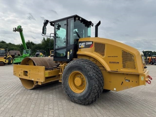 CAT CS 66 B - Compactor: Foto 1 CAT CS 66 B - Compactor: Foto 1