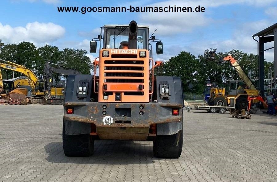 Hitachi LX 210 E - Încărcător frontal pe pneuri: Foto 4 Hitachi LX 210 E - Încărcător frontal pe pneuri: Foto 4