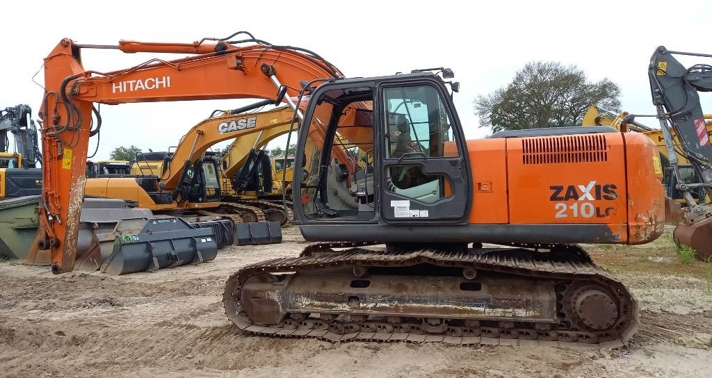 Hitachi ZX 210 LC-3 - Excavator pe şenile: Foto 1 Hitachi ZX 210 LC-3 - Excavator pe şenile: Foto 1
