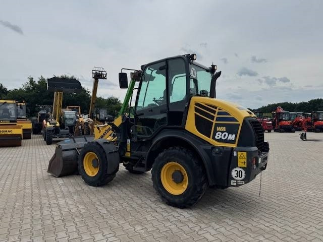 Komatsu WA 80 M - Încărcător frontal pe pneuri: Foto 1 Komatsu WA 80 M - Încărcător frontal pe pneuri: Foto 1