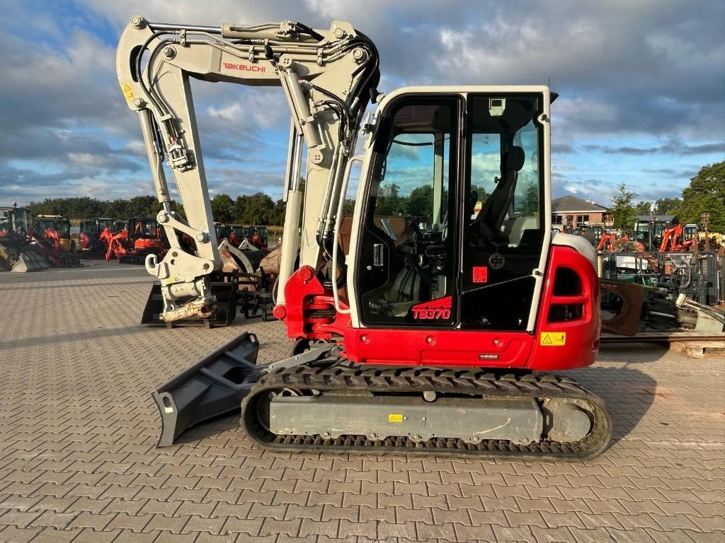 Takeuchi TB 370 V4 - Mini excavator: Foto 2 Takeuchi TB 370 V4 - Mini excavator: Foto 2