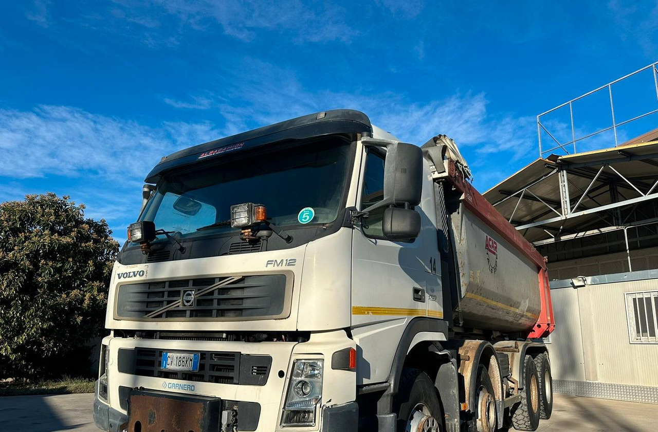 Volvo FM 12 420 ANNO 2005 - Camion basculantă: Foto 4 Volvo FM 12 420 ANNO 2005 - Camion basculantă: Foto 4