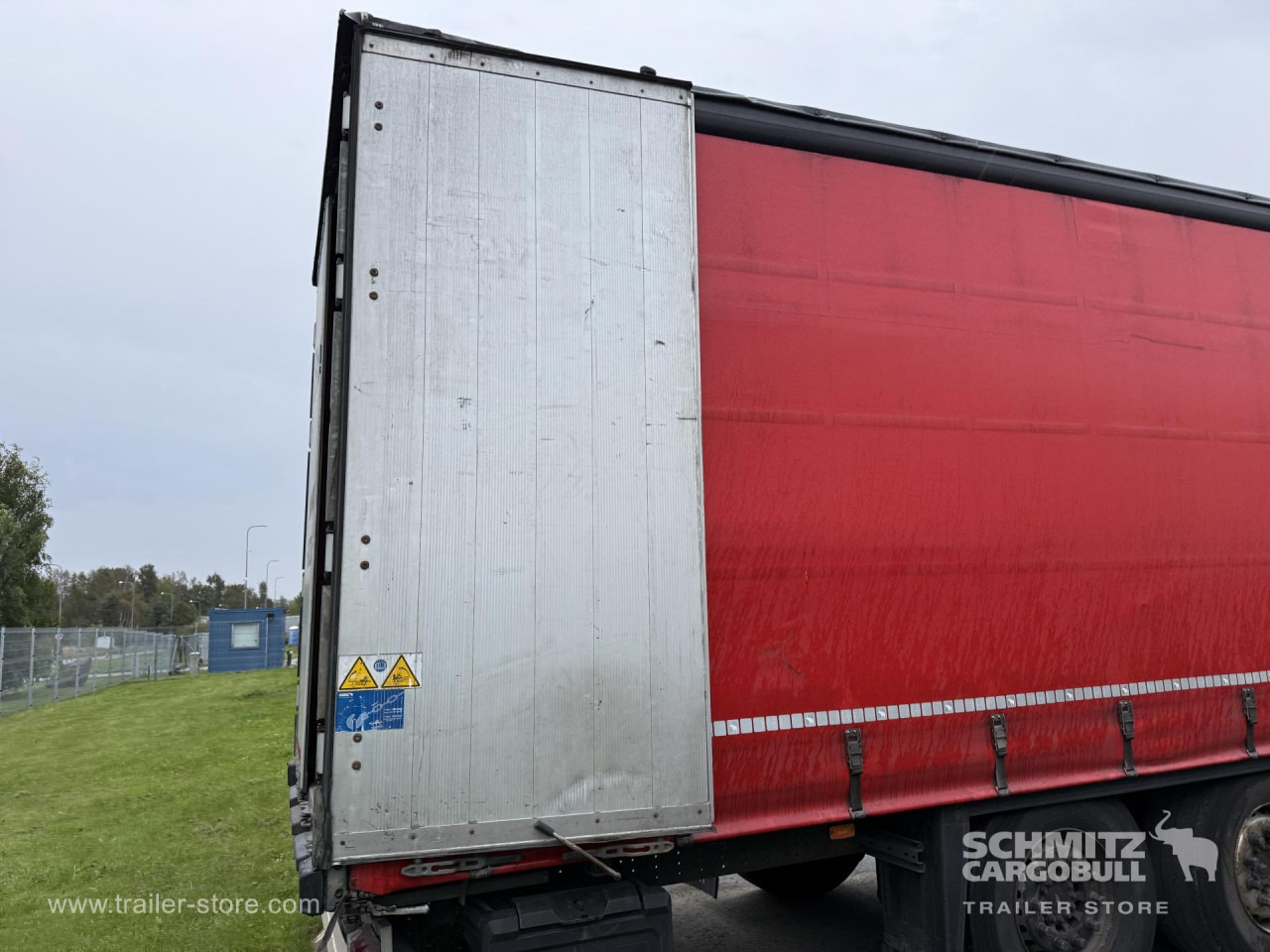 SCHMITZ Curtainsider Standard - Semiremorcă prelată: Foto 3 SCHMITZ Curtainsider Standard - Semiremorcă prelată: Foto 3