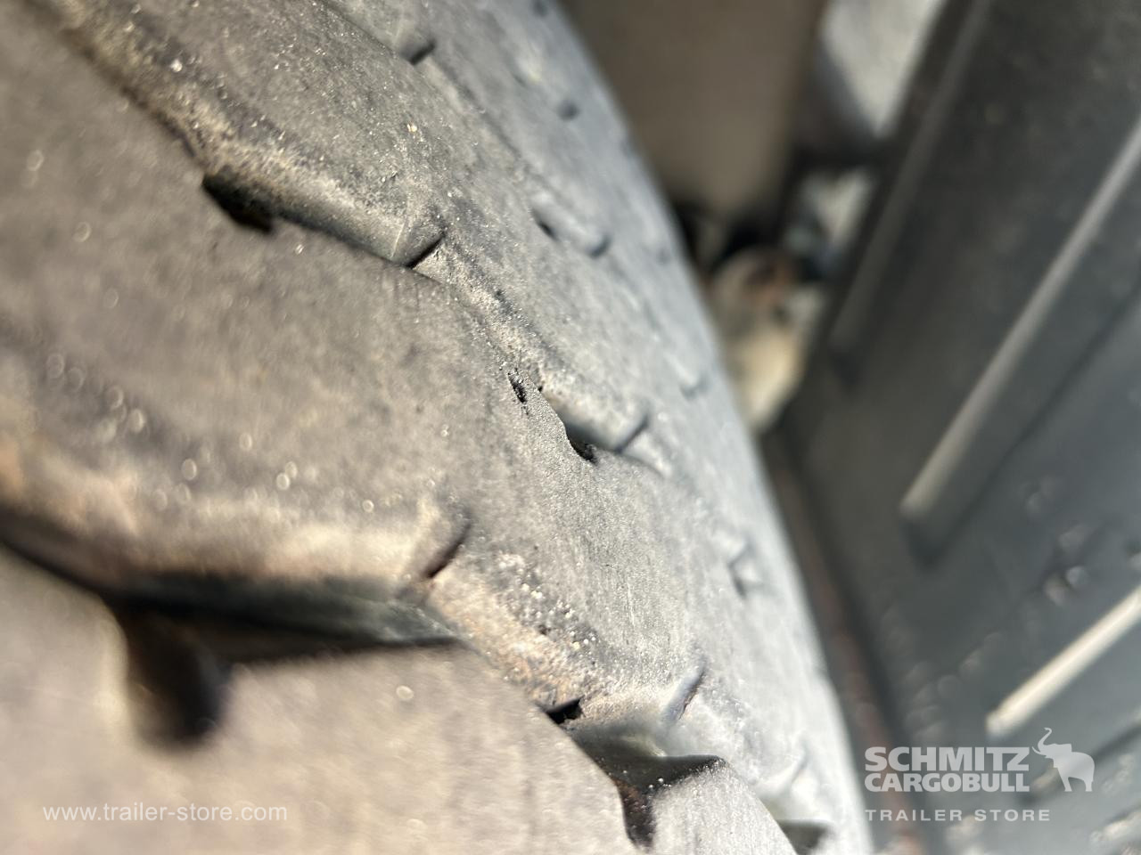 SCHMITZ Curtainsider Standard - Semiremorcă prelată: Foto 3 SCHMITZ Curtainsider Standard - Semiremorcă prelată: Foto 3