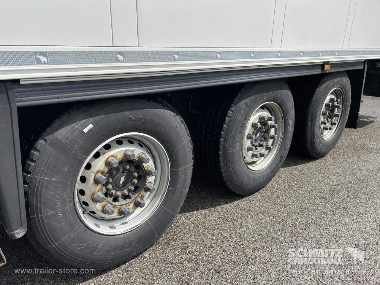 SCHMITZ Reefer Standard - Semiremorcă izoterma: Foto 2 SCHMITZ Reefer Standard - Semiremorcă izoterma: Foto 2