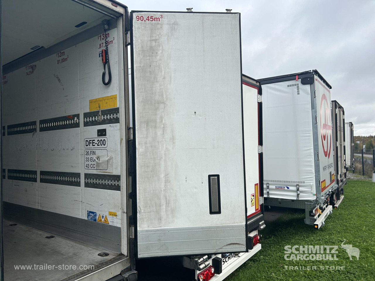 SCHMITZ Reefer Multitemp Taillift - Semiremorcă izoterma: Foto 4 SCHMITZ Reefer Multitemp Taillift - Semiremorcă izoterma: Foto 4