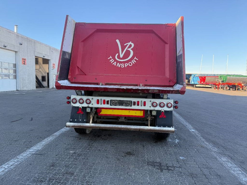 KEL-BERG Tipper / Kipper / Tiptrailer - Semiremorcă basculantă: Foto 4 KEL-BERG Tipper / Kipper / Tiptrailer - Semiremorcă basculantă: Foto 4