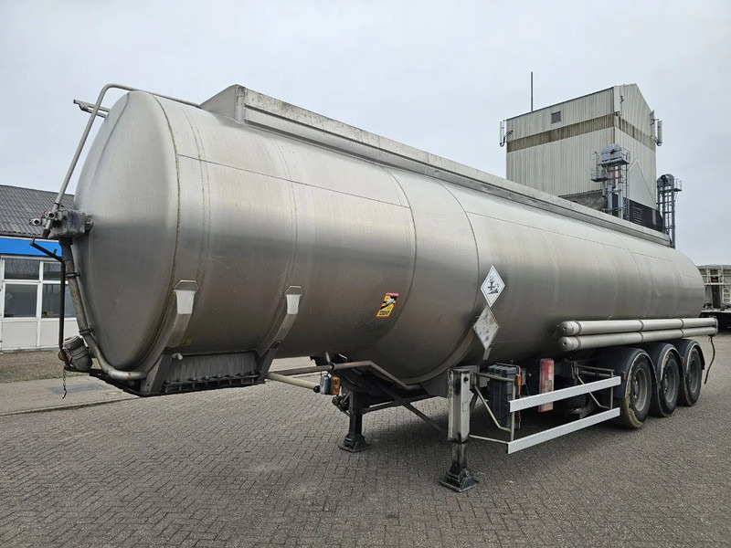 Magyar RVS - INOX - 38.5 M3- 7 Comp. - Semiremorcă cisternă: Foto 1 Magyar RVS - INOX - 38.5 M3- 7 Comp. - Semiremorcă cisternă: Foto 1