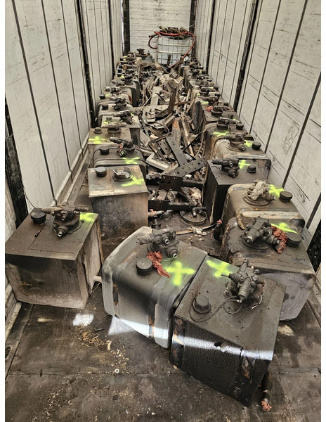 Onbekend 30x Complete PTO system - Hidraulică pentru Camion: Foto 1 Onbekend 30x Complete PTO system - Hidraulică pentru Camion: Foto 1