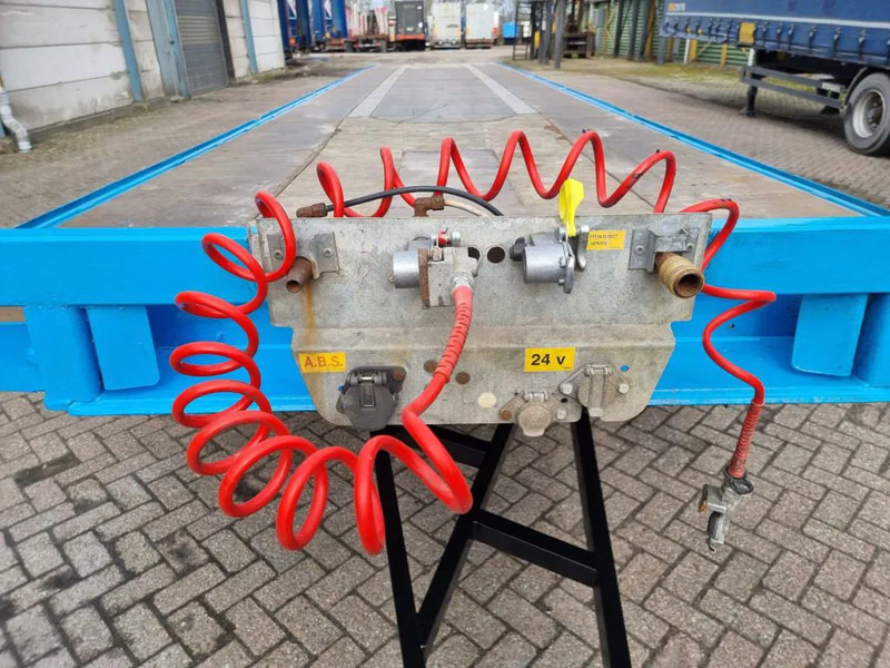 Remorcă platformă Van Hool 13.60 M LONG - 1 M HIGH - SUPER SINGLE TIRES - DRUM BRAKES: Foto 9 Remorcă platformă Van Hool 13.60 M LONG - 1 M HIGH - SUPER SINGLE TIRES - DRUM BRAKES: Foto 9