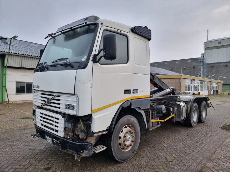 Volvo FH 12.420 6x4 - Manual Gear - STEEL/STEEL - Big Axles - PTO - Camion basculantă: Foto 2 Volvo FH 12.420 6x4 - Manual Gear - STEEL/STEEL - Big Axles - PTO - Camion basculantă: Foto 2