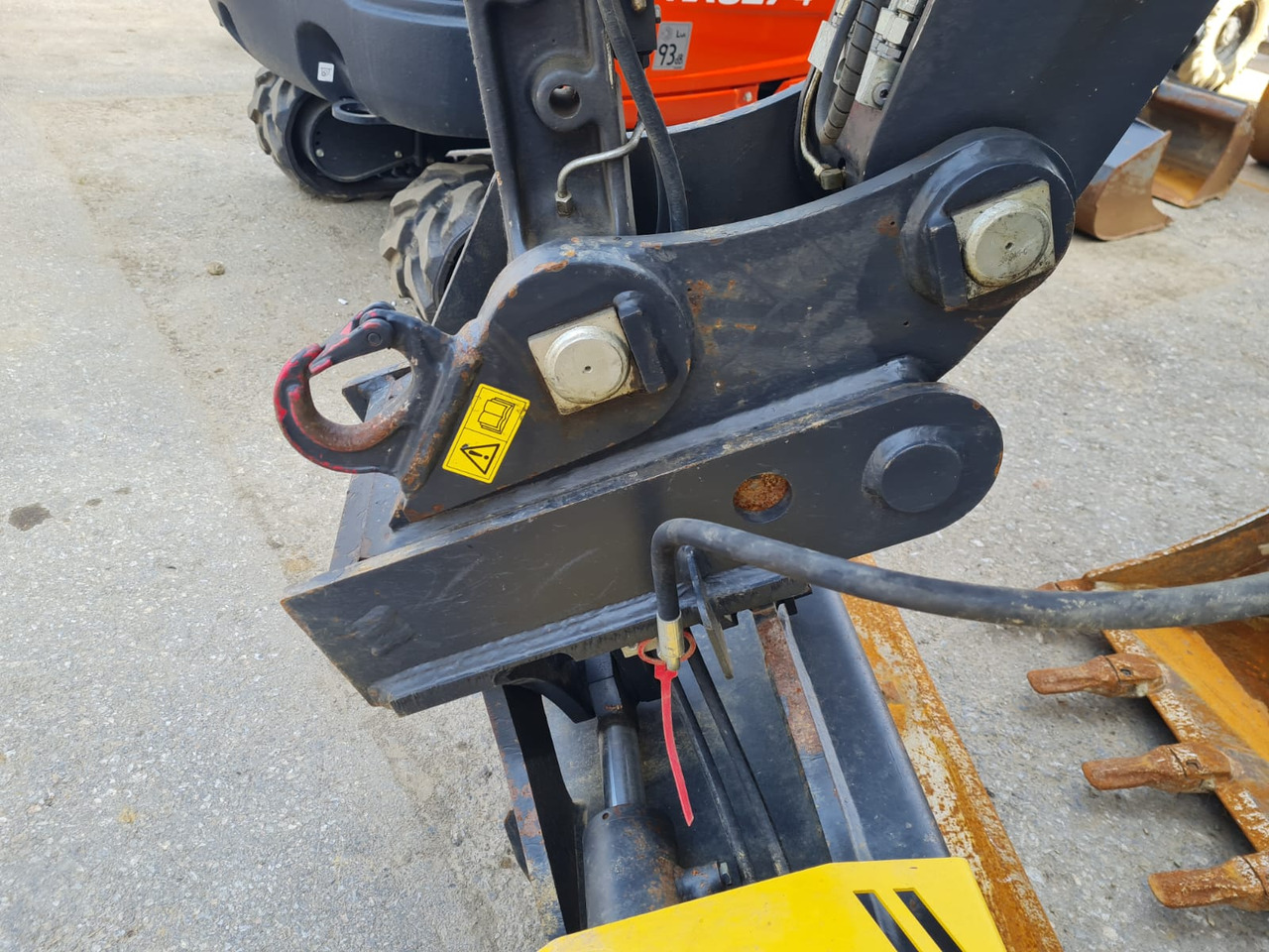 Bucket package for Yanmar B 95 W - Cupă excavator pentru Excavator pe roţi: Foto 5 Bucket package for Yanmar B 95 W - Cupă excavator pentru Excavator pe roţi: Foto 5