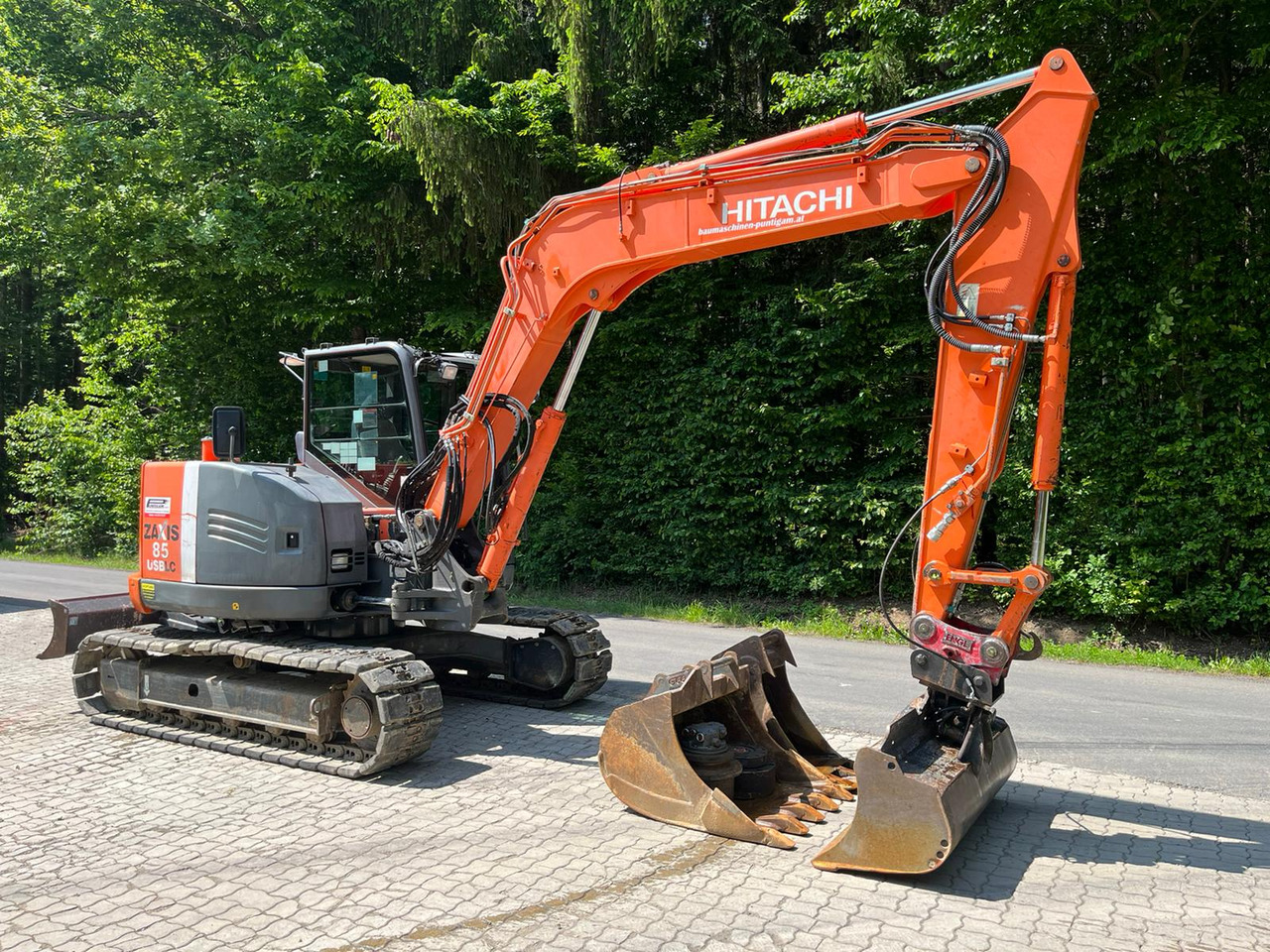 HITACHI ZX 85 USBLC-3 - Mini excavator: Foto 4 HITACHI ZX 85 USBLC-3 - Mini excavator: Foto 4