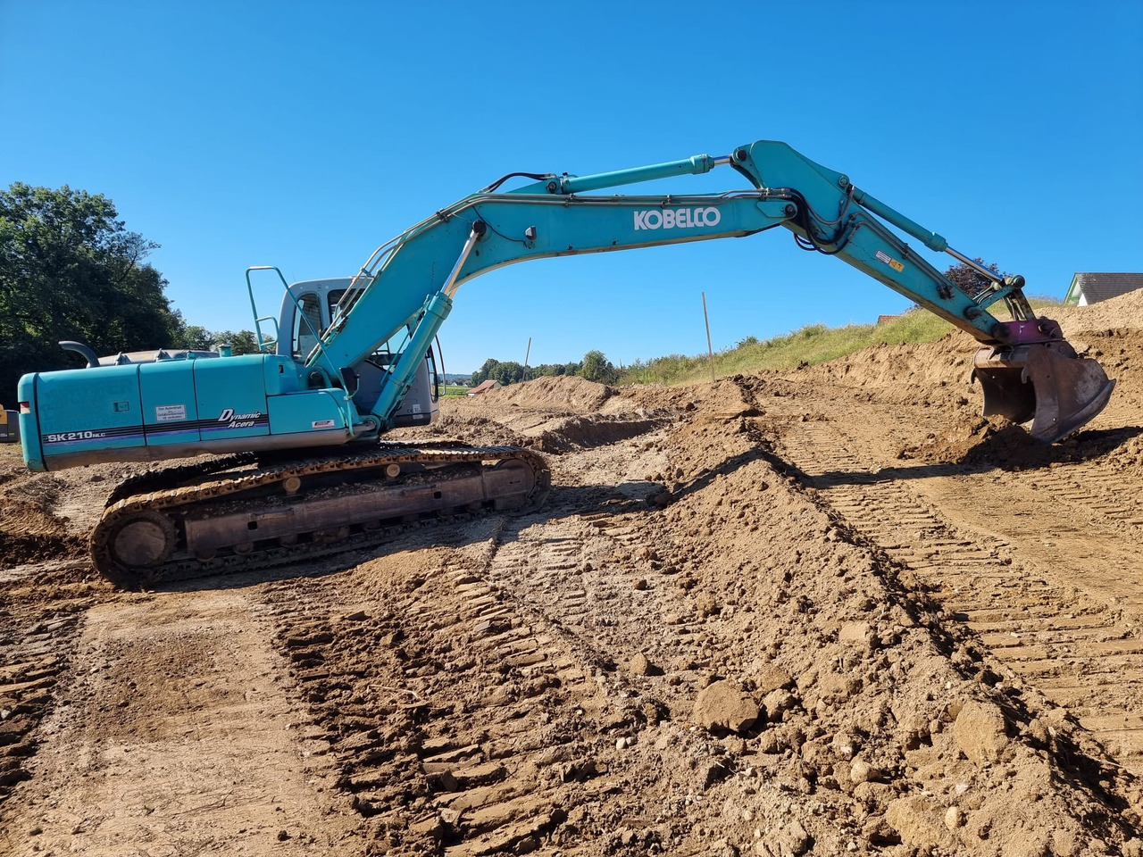 KOBELCO SK 210 NLC-6E - Excavator pe şenile: Foto 2 KOBELCO SK 210 NLC-6E - Excavator pe şenile: Foto 2