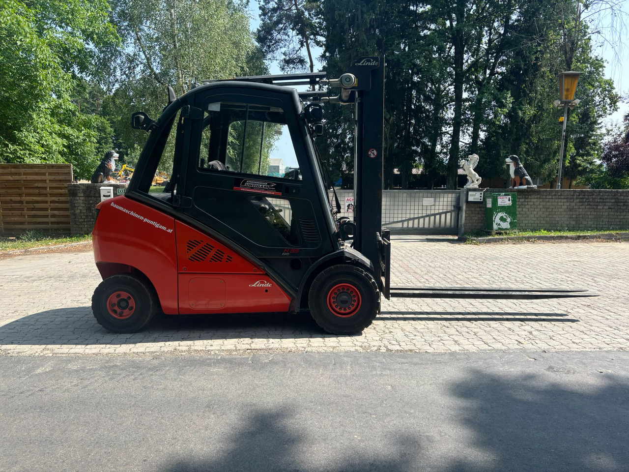 LINDE H 35 D-02 Triplex - Stivuitor diesel: Foto 2 LINDE H 35 D-02 Triplex - Stivuitor diesel: Foto 2
