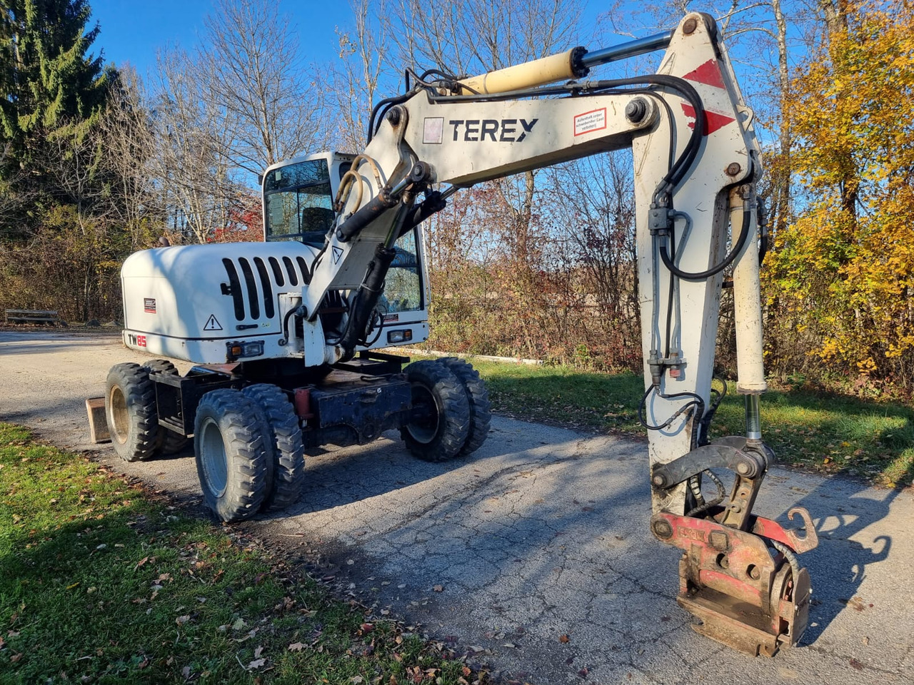 TEREX TW 85 - Excavator pe roţi: Foto 4 TEREX TW 85 - Excavator pe roţi: Foto 4