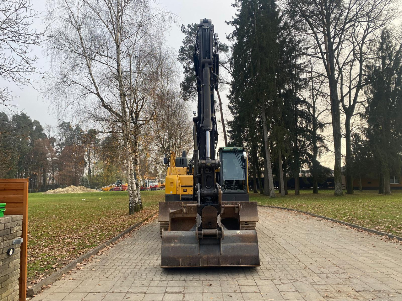 VOLVO ECR 235 EL - Excavator pe şenile: Foto 3 VOLVO ECR 235 EL - Excavator pe şenile: Foto 3