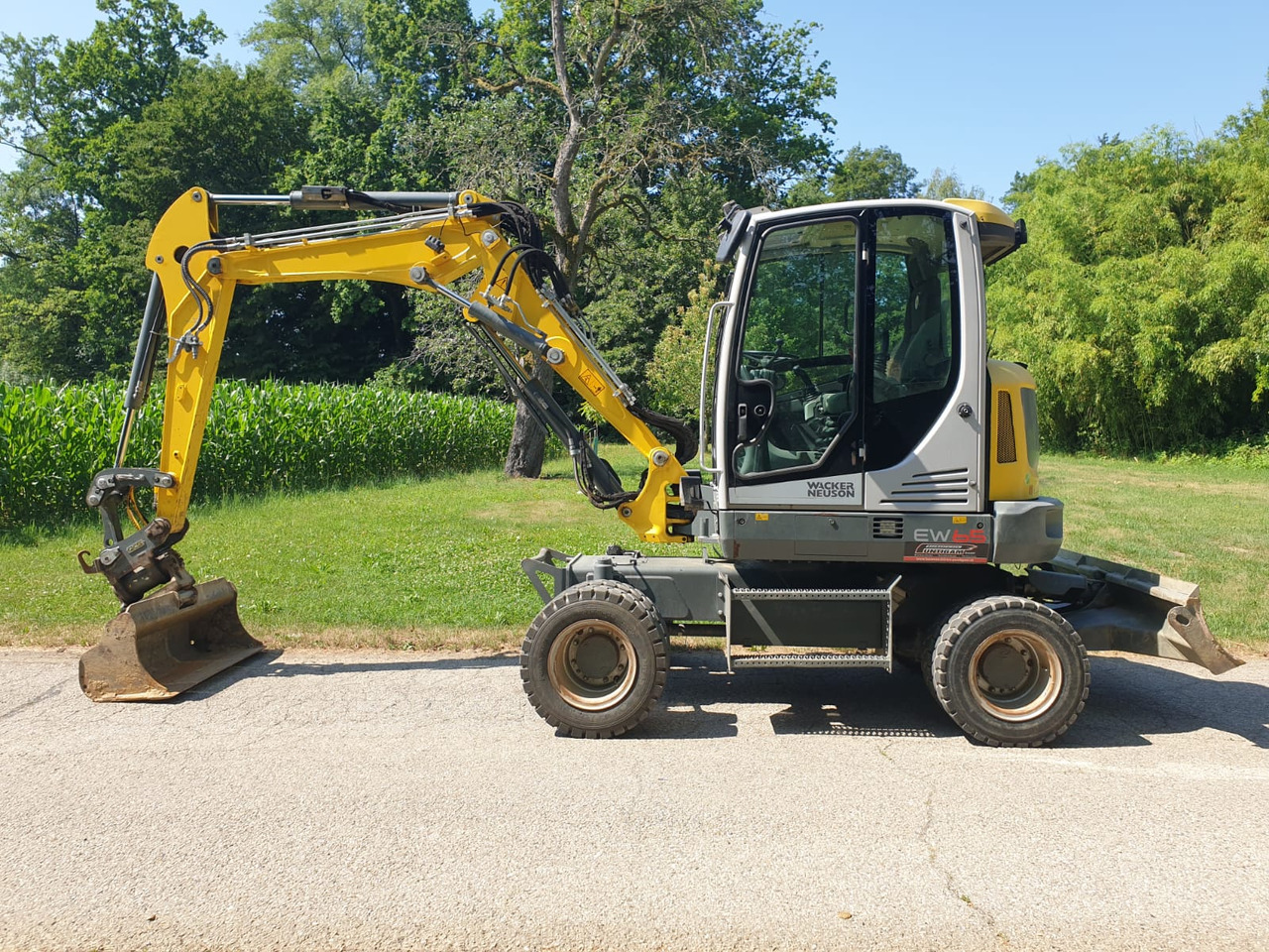 WACKER Neuson EW 65 - Excavator pe roţi: Foto 1 WACKER Neuson EW 65 - Excavator pe roţi: Foto 1