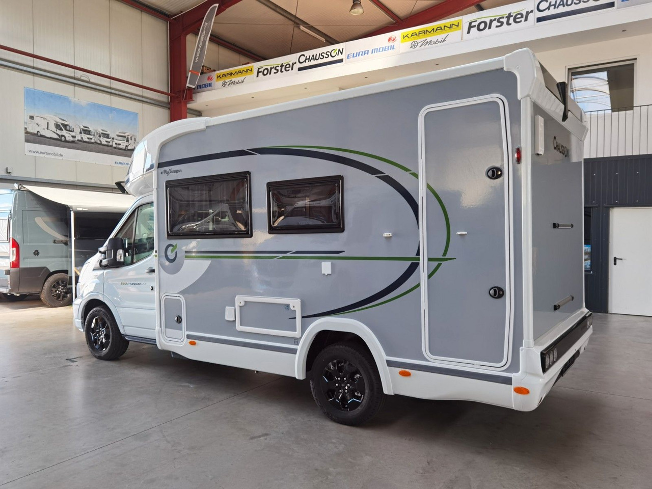 Chausson 650 TITANIUM / -2026- / 165PS-8G. / AHK/ HUBBETT - Autorulotă semi-integrată: Foto 5 Chausson 650 TITANIUM / -2026- / 165PS-8G. / AHK/ HUBBETT - Autorulotă semi-integrată: Foto 5